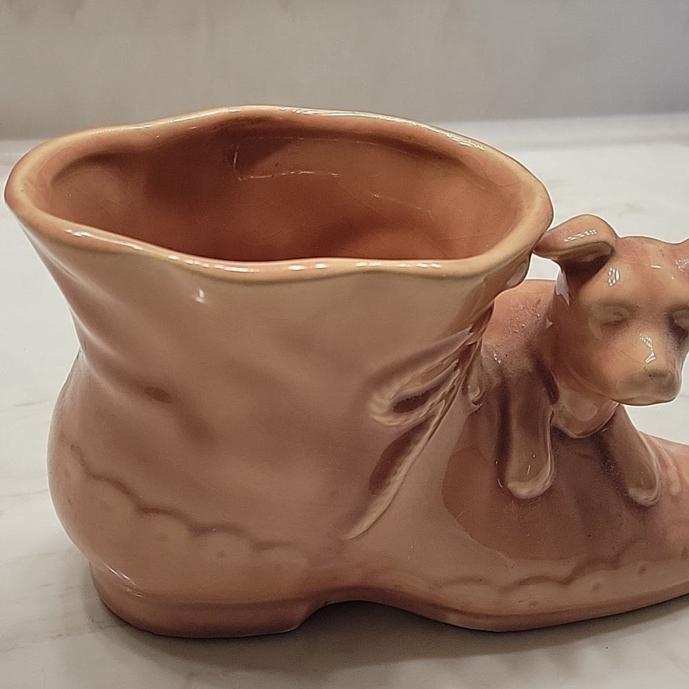 Vintage shawnee pottery dog on shoe - Picture 3 of 9